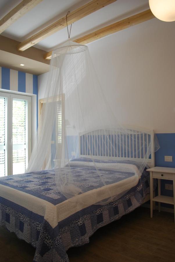 Casa Polly B&B กรอตตัมมาเร ภายนอก รูปภาพ
